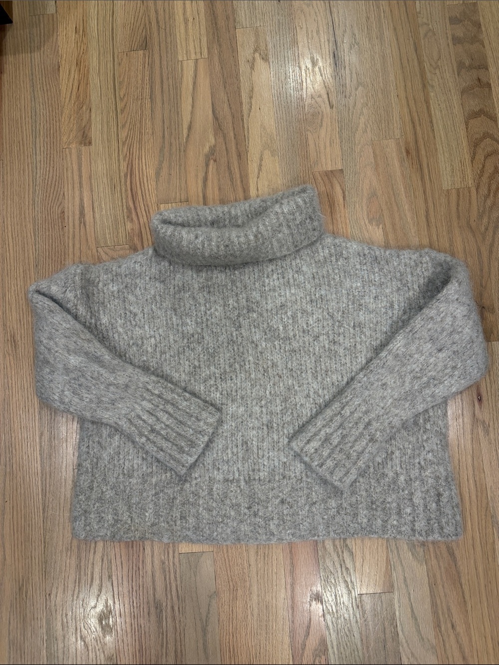 Banana Republic Italian Alpaca Blend Funnel Neck Sweater Beige M